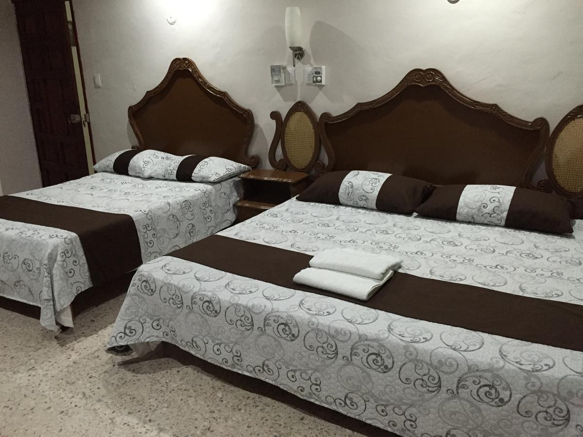 Hostal Kin-Beh Hostel Valladolid  Kültér fotó